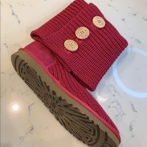 Fuschia knit UGG boots